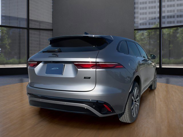 New 2026 Jaguar F-PACE R-Dynamic S image 8