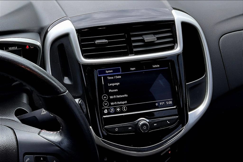 Used 2018 Chevrolet Sonic LT w/ Convenience Package FWD image 13