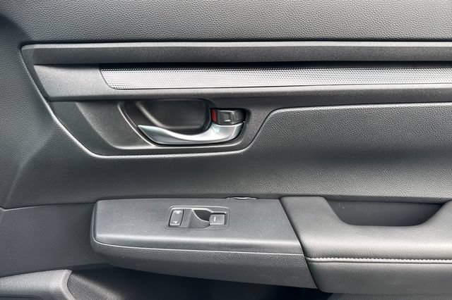 Used 2025 Honda CR-V LX image 21