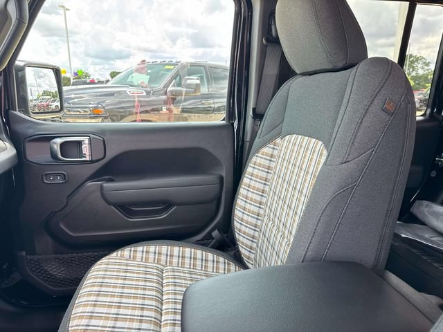 New 2026 Jeep Gladiator Sport AWD/4WD image 17
