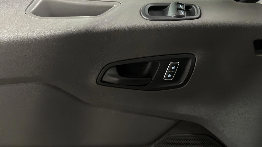 Used 2022 Ford Transit 350 XLT image 28