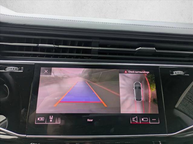 Used 2019 Audi Q8 Prestige w/ Luxury Package image 15