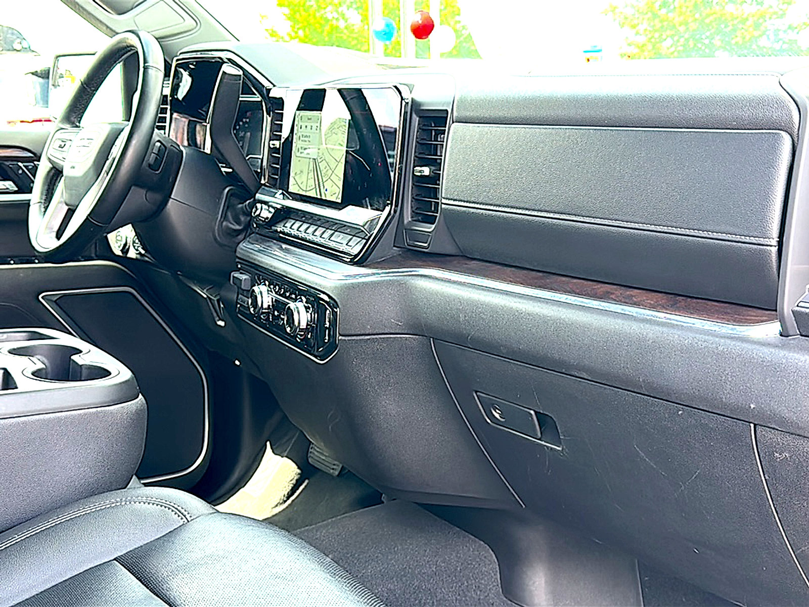 Used 2025 GMC Sierra 1500 SLT RWD image 22