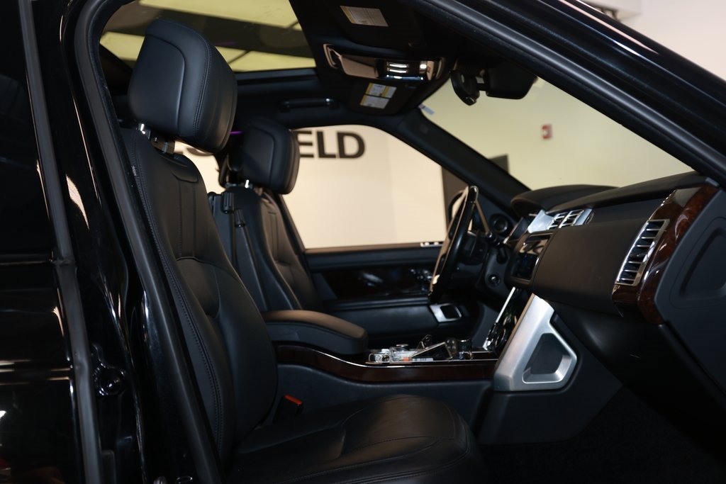 Used 2019 Land Rover Range Rover HSE image 15