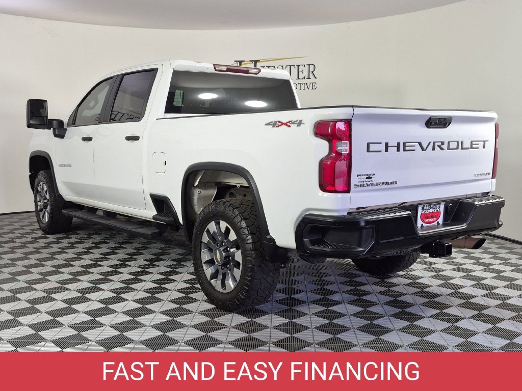 Used 2021 Chevrolet Silverado 2500 Custom w/ Custom Convenience Package AWD/4WD image 6