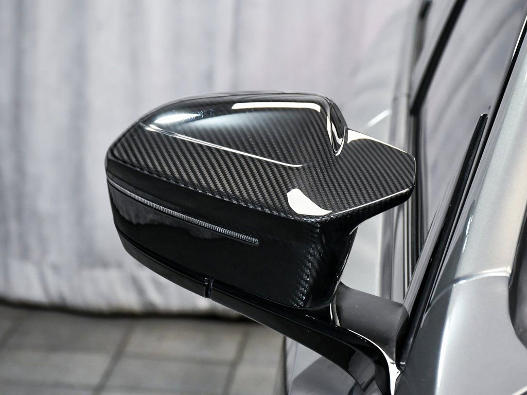 Used 2025 BMW i5 M60 w/ Executive Package image 84