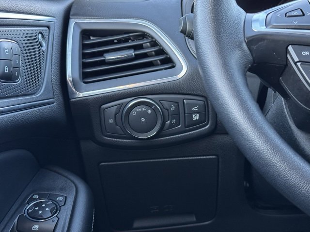 Certified 2022 Ford Edge Titanium w/ Class II Trailer Tow Package image 33