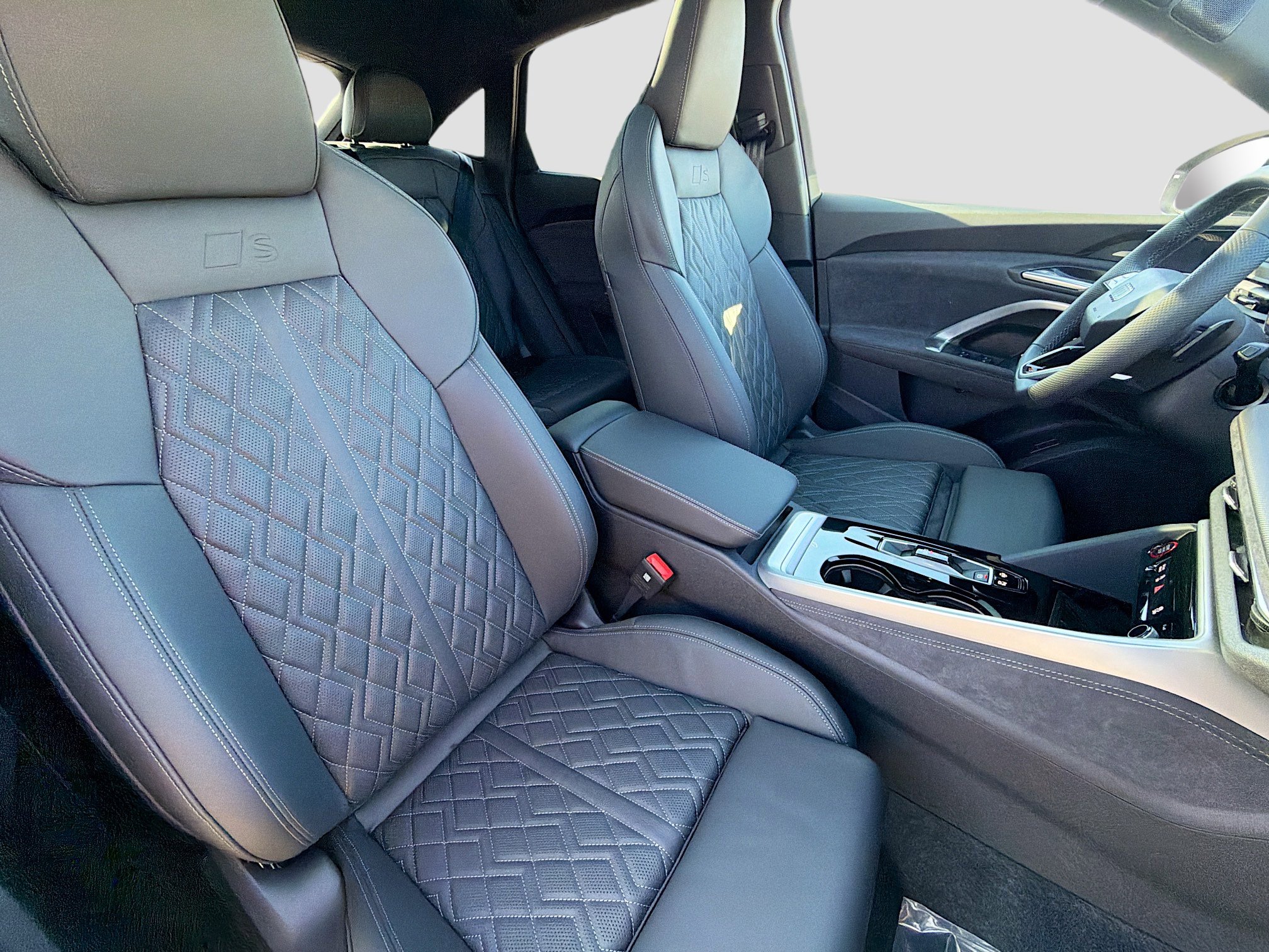 New 2025 Audi SQ5 Premium Plus image 15