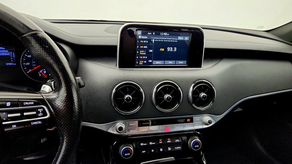 Used 2021 Kia Stinger GT-Line RWD image 16