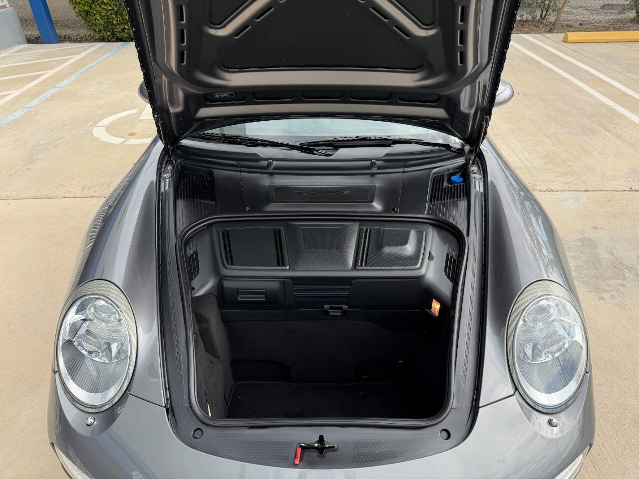 Used 2009 Porsche 911 Carrera 4S image 29