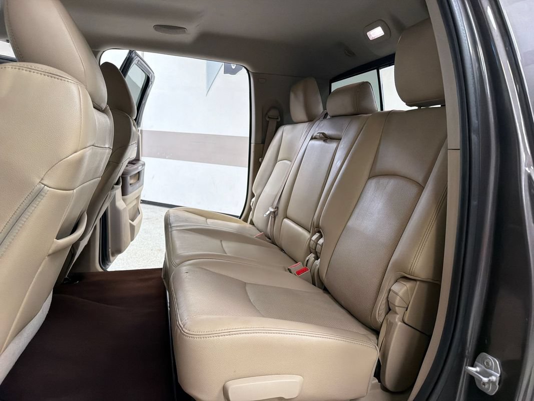 Used 2015 RAM 3500 Laramie AWD/4WD image 33