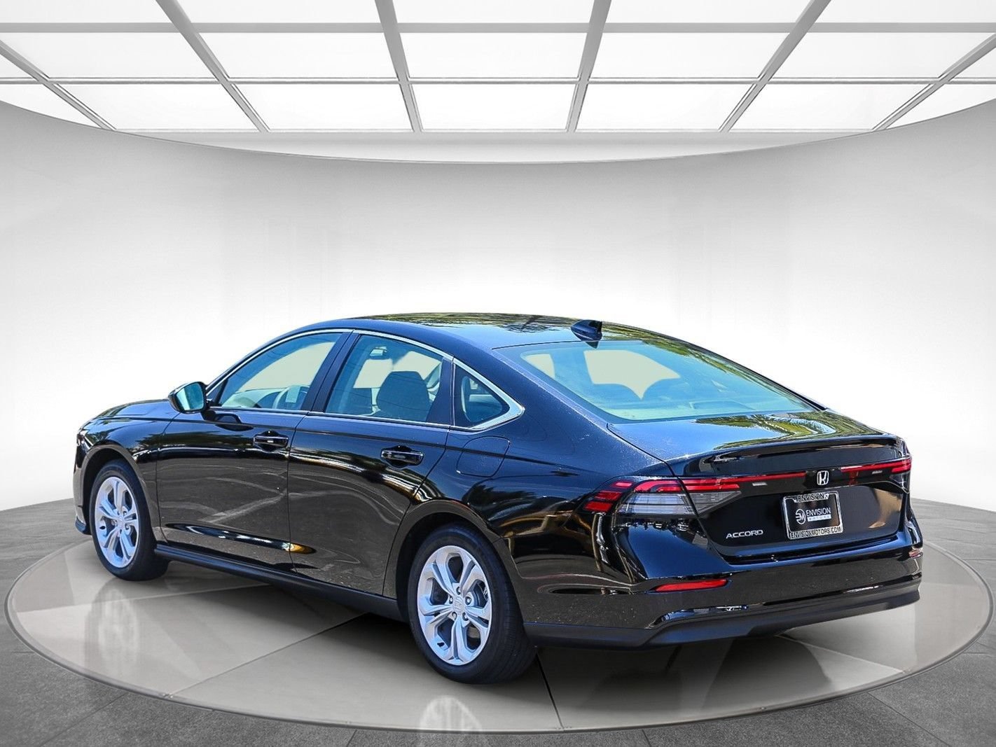 Used 2025 Honda Accord LX image 2