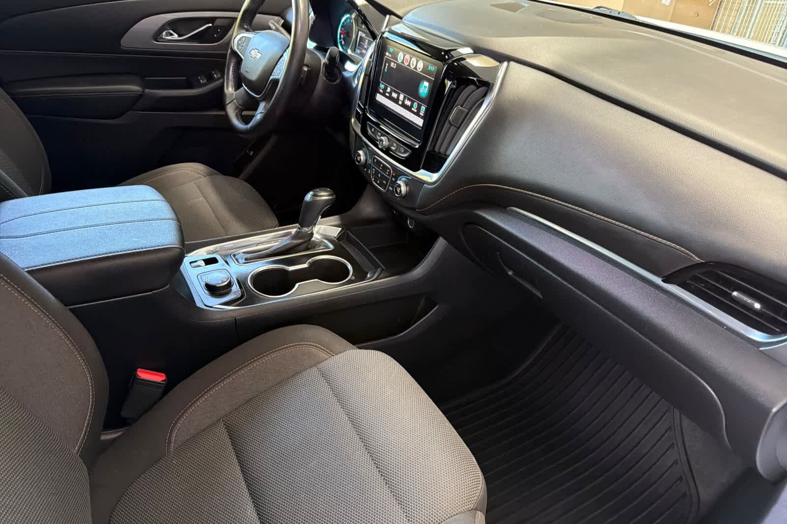 Used 2019 Chevrolet Traverse LT AWD/4WD image 17
