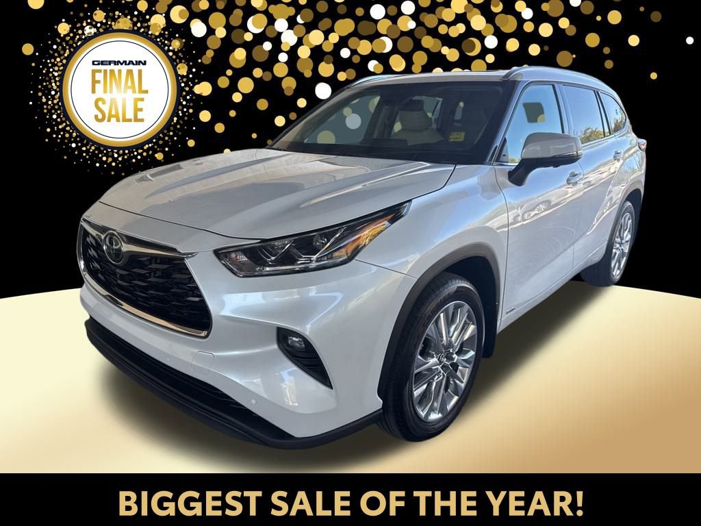 Used 2025 Toyota Highlander Limited image 1