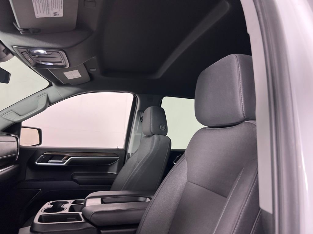 Used 2024 Chevrolet Silverado 1500 RST image 23