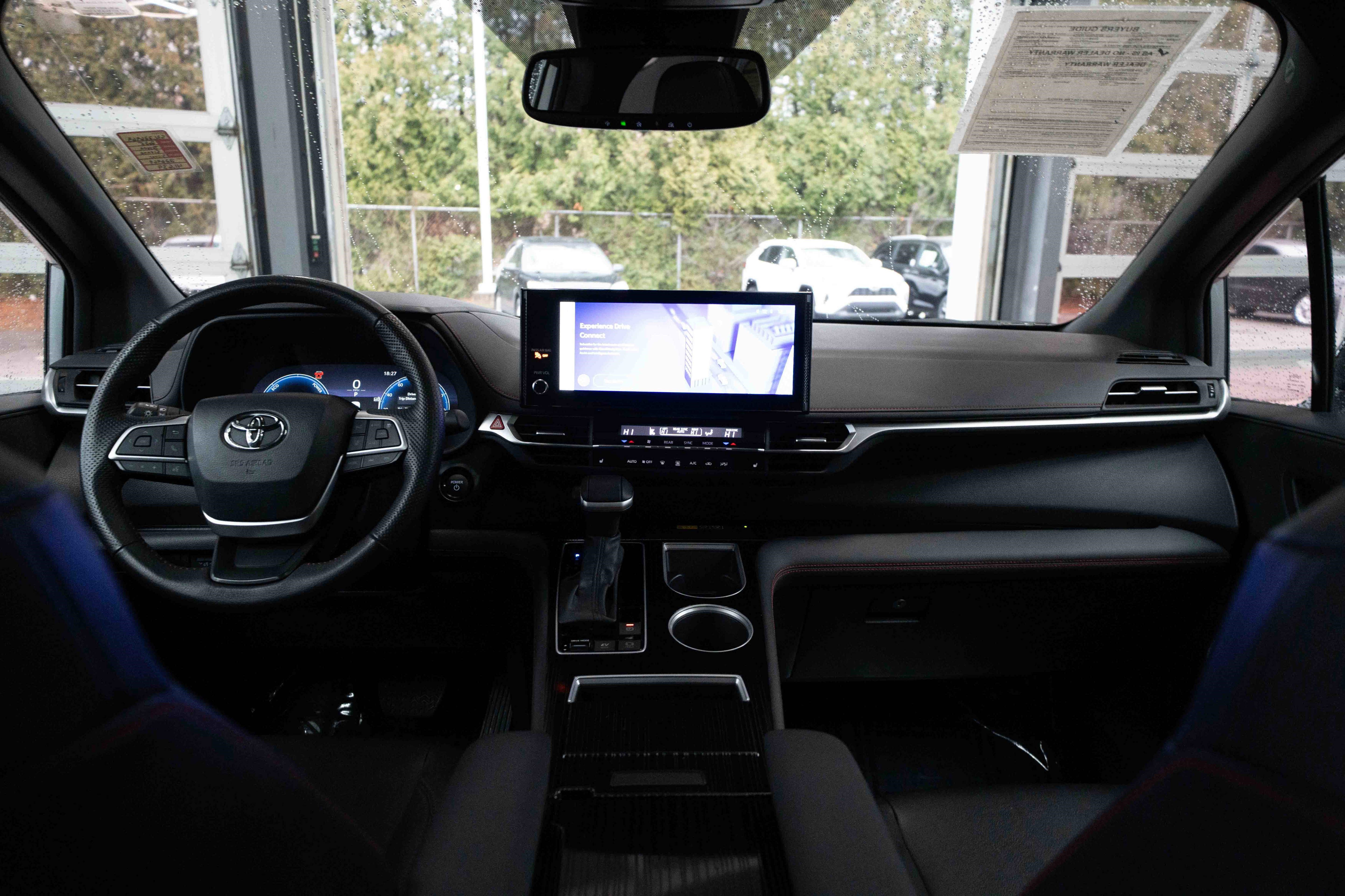 Used 2025 Toyota Sienna XSE image 20