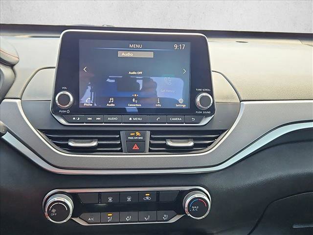 Used 2024 Nissan Altima 2.5 SR FWD image 15