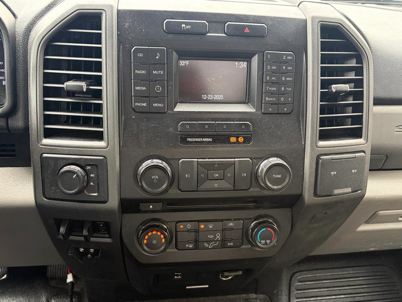 Used 2018 Ford F250 XL w/ Power Equipment Group image 28