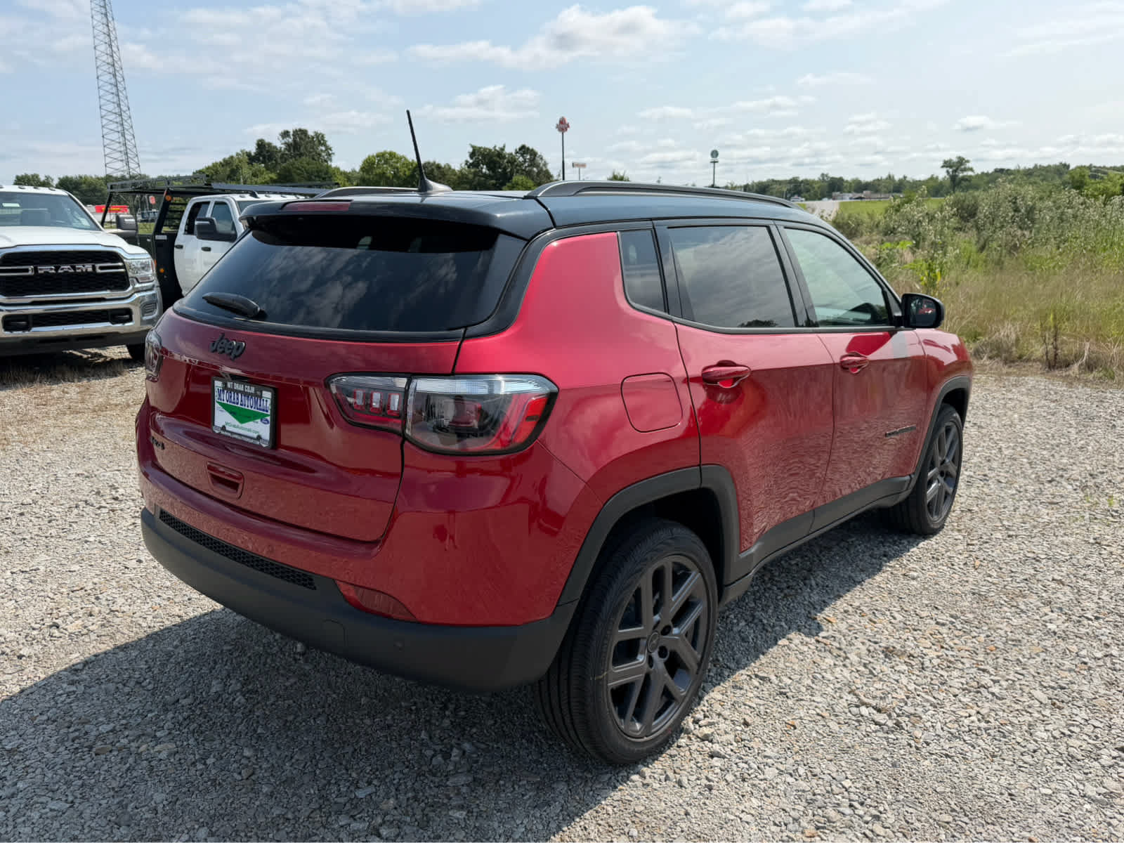New 2026 Jeep Compass Limited w/ Sun, Sound & Navigation Group AWD/4WD image 3