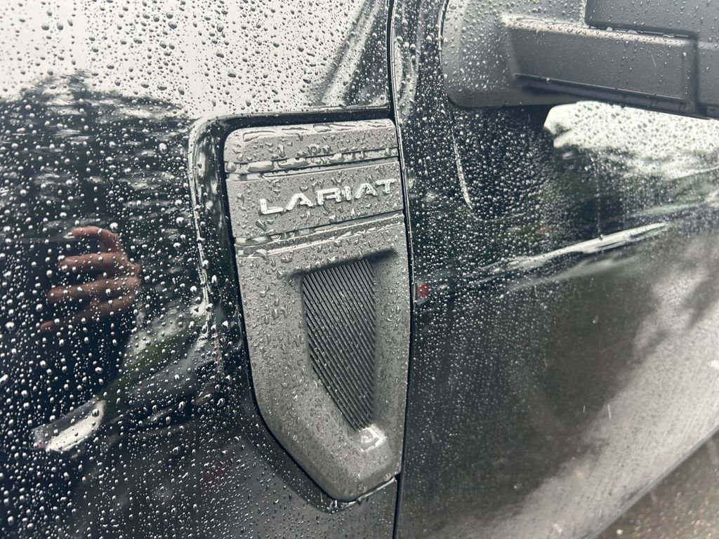 Used 2024 Ford Maverick Lariat AWD/4WD image 32