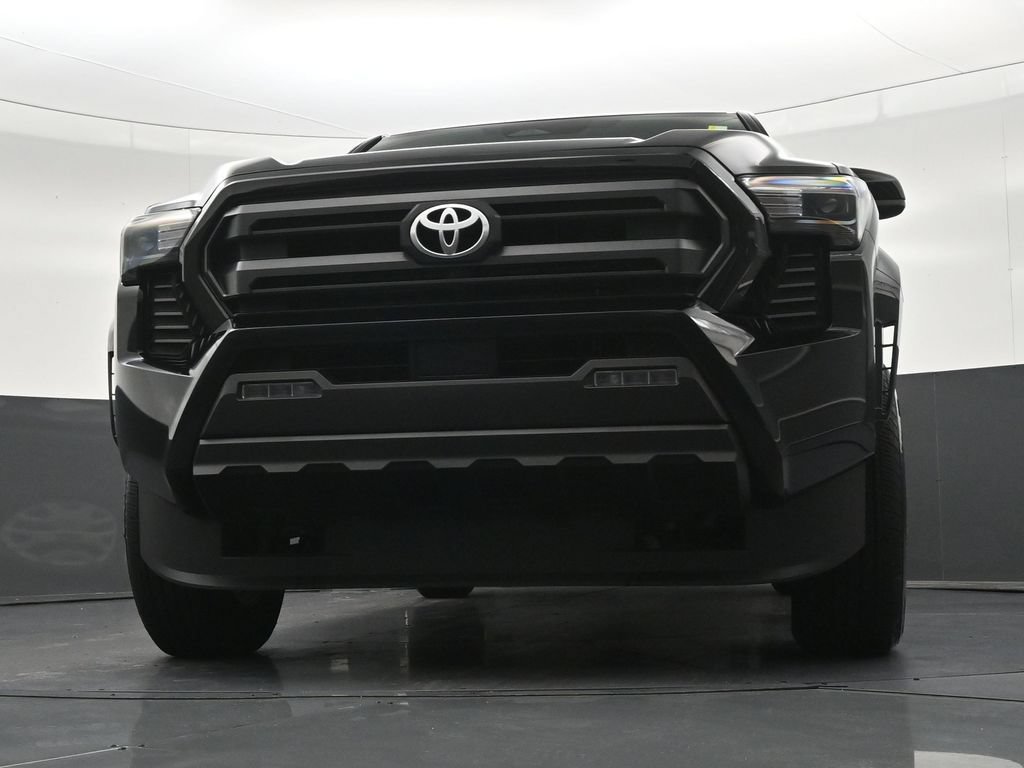 Used 2025 Toyota Tacoma SR5 RWD image 31