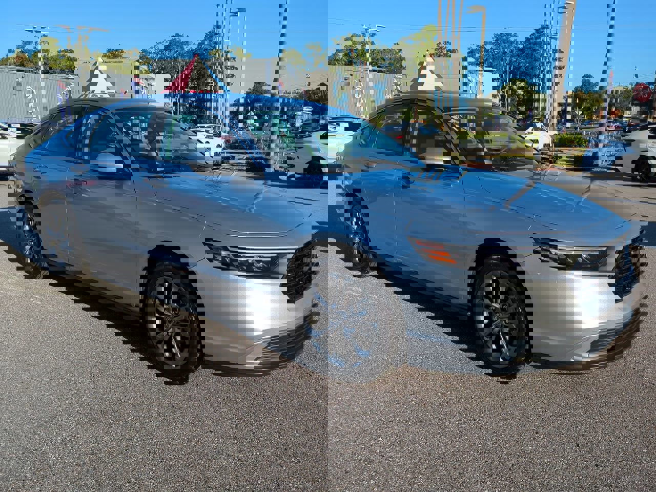 Used 2024 Honda Accord EX image 2