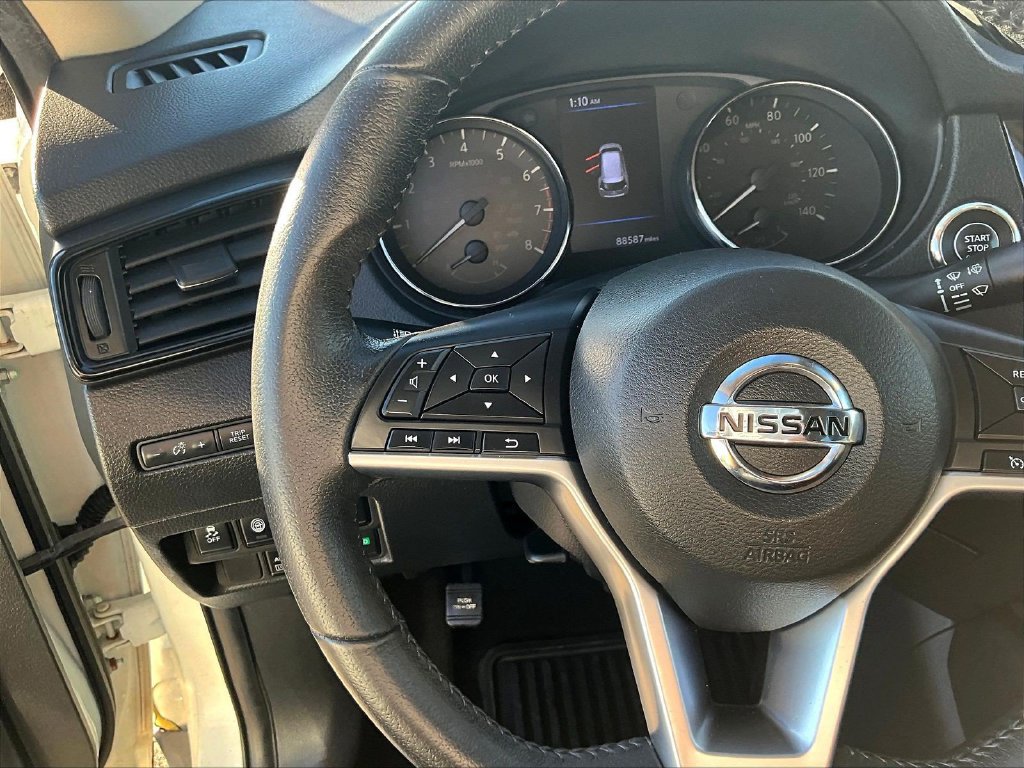 Used 2020 Nissan Rogue SV AWD/4WD image 13