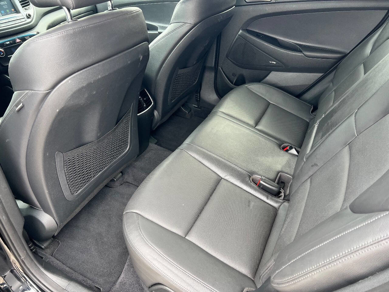 Used 2018 Hyundai Tucson SEL Plus w/ Cargo Package image 16