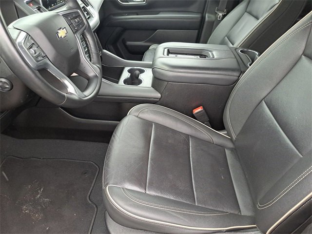 Used 2024 Chevrolet Suburban Premier image 24