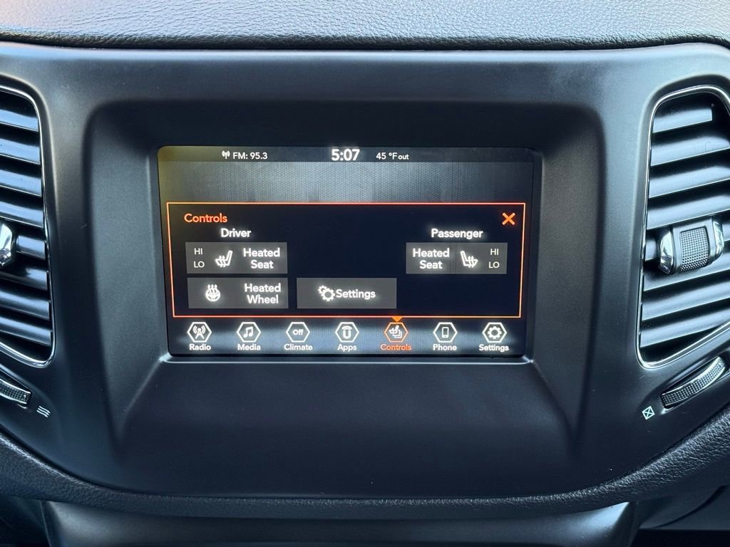 Used 2019 Jeep Compass Latitude w/ Popular Equipment Group image 38