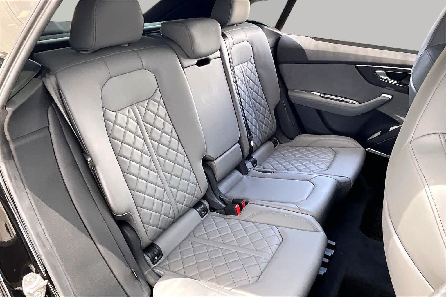Used 2023 Audi SQ8 Premium Plus AWD/4WD image 19