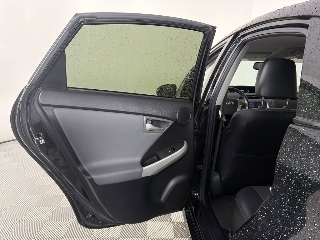 Used 2014 Toyota Prius Four FWD image 12