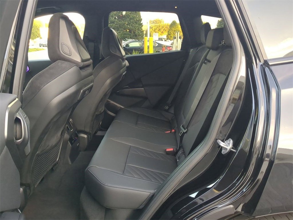 New 2026 BMW X3 xDrive30 w/ Premium Package image 14