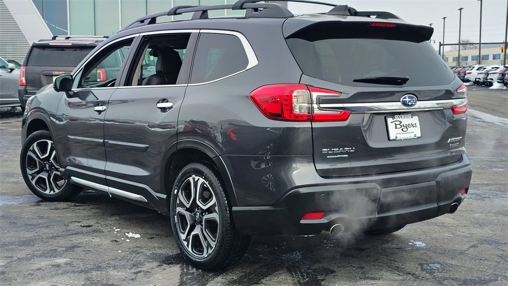 Used 2023 Subaru Ascent Touring image 4