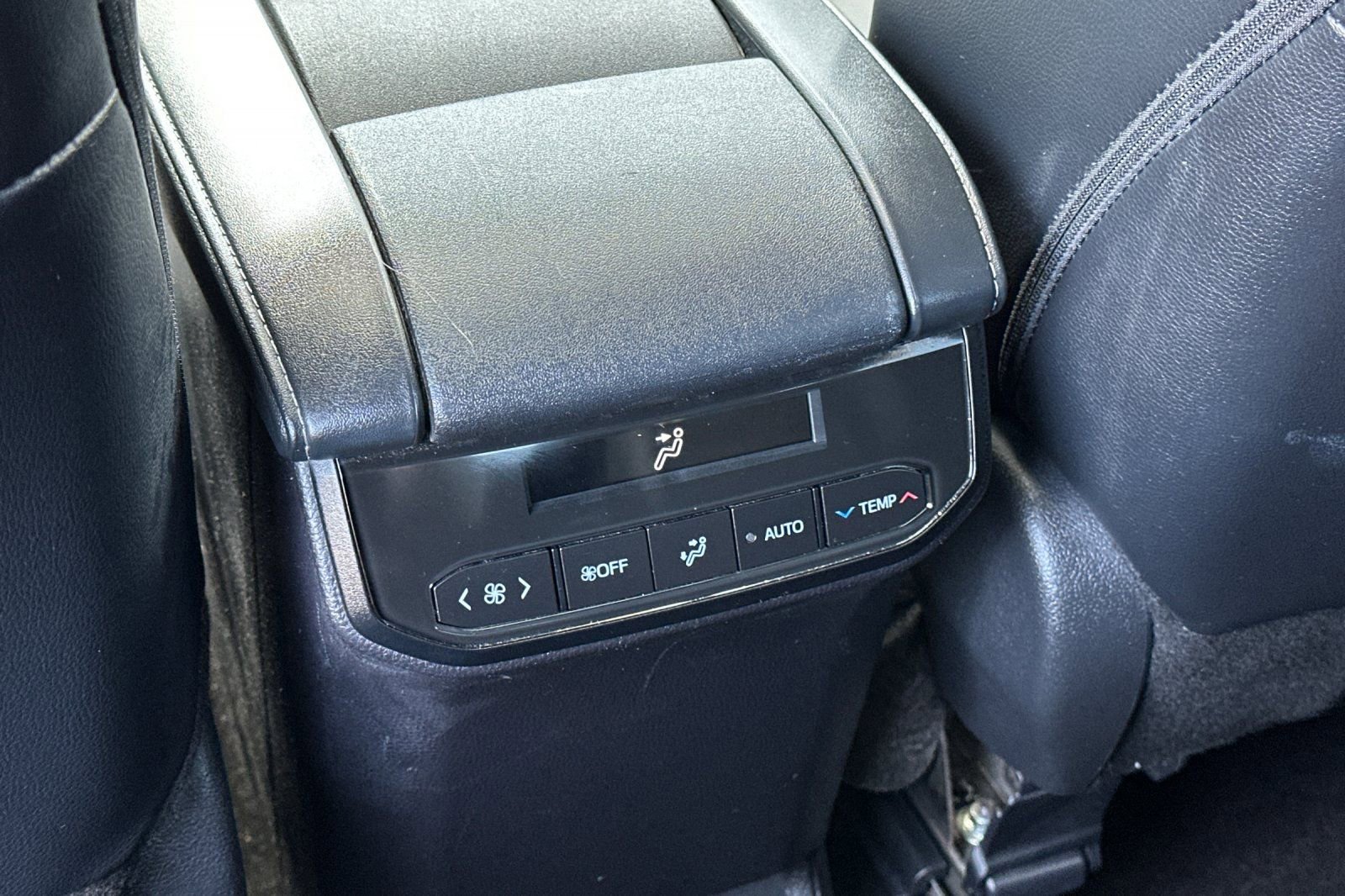 Used 2025 Toyota Highlander XSE image 15