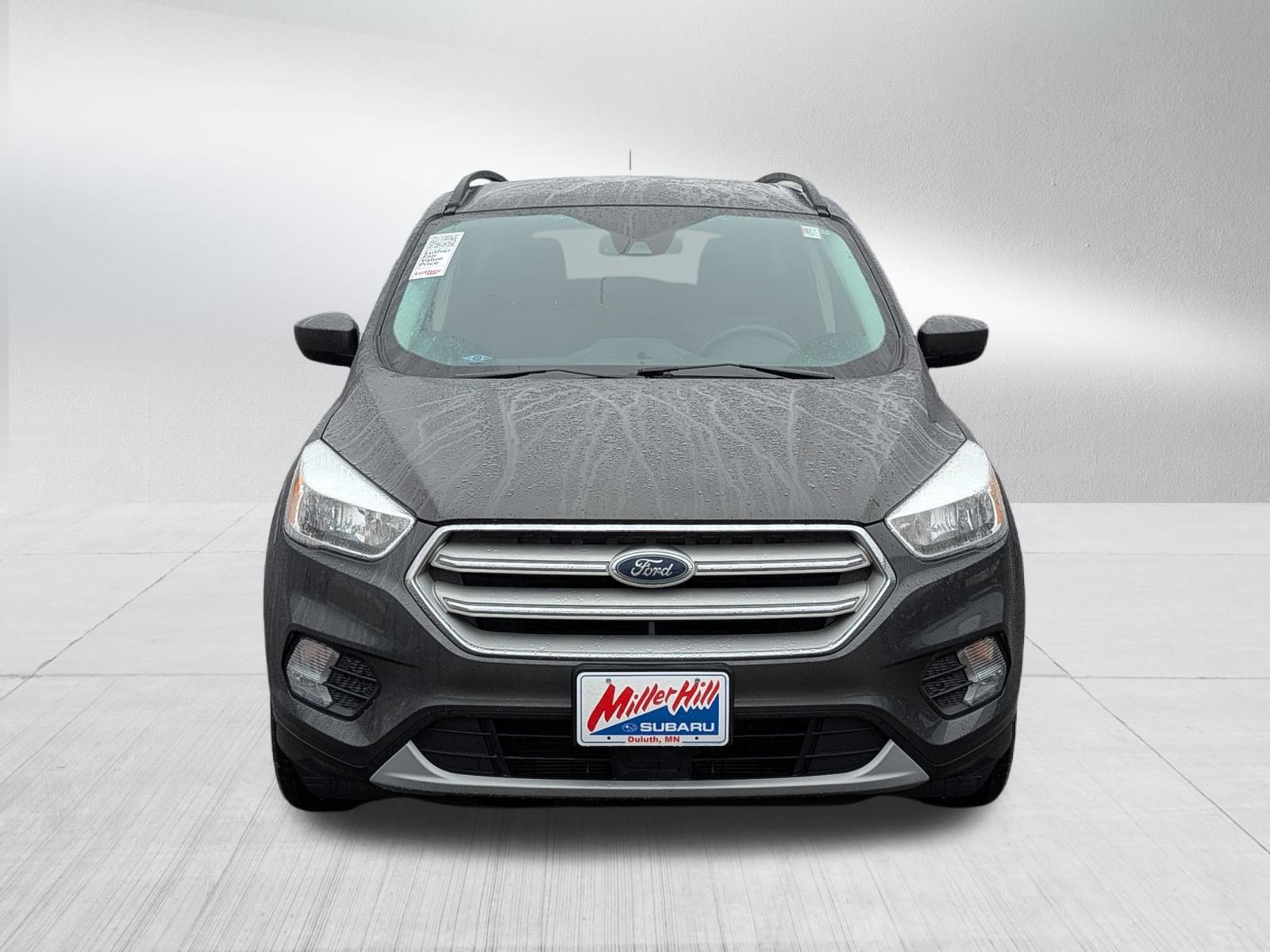 Used 2018 Ford Escape SE w/ Ford Safe & Smart Package image 2