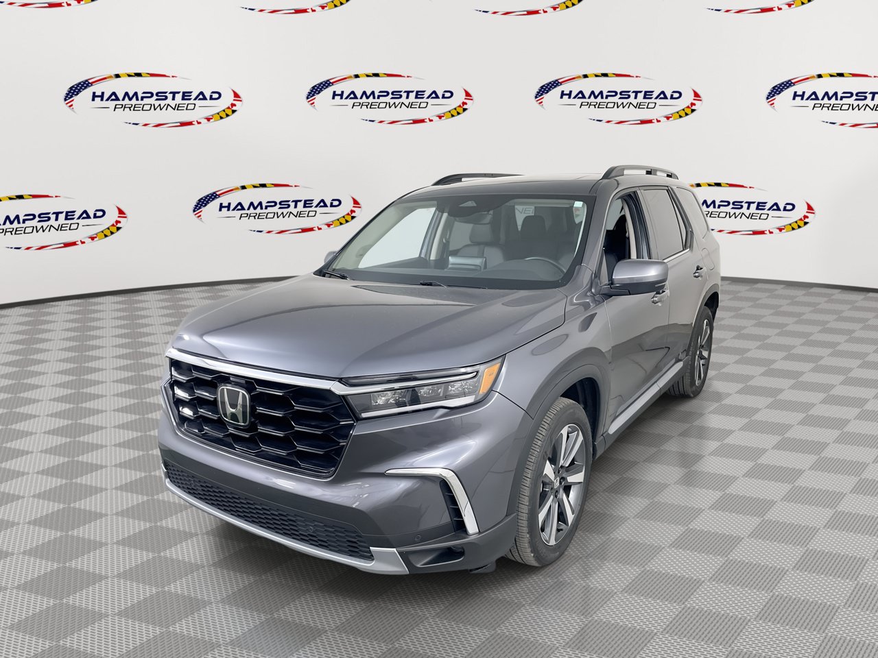 Used 2025 Honda Pilot Touring