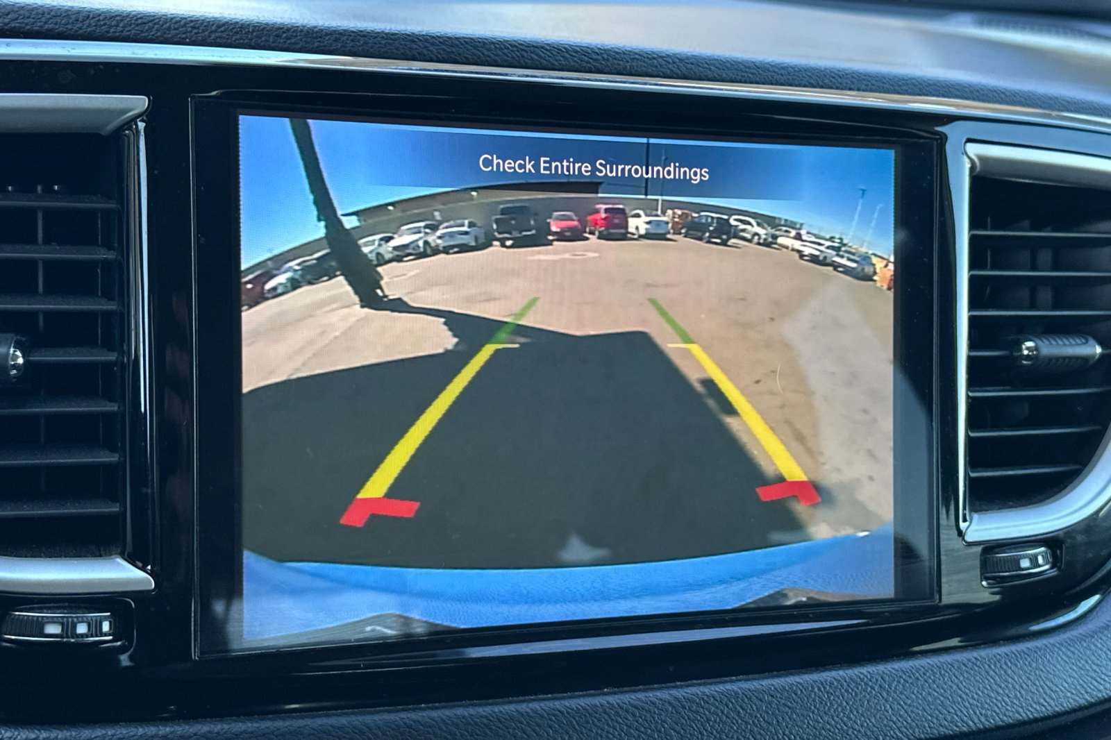 Used 2022 Chrysler Pacifica Touring-L image 20