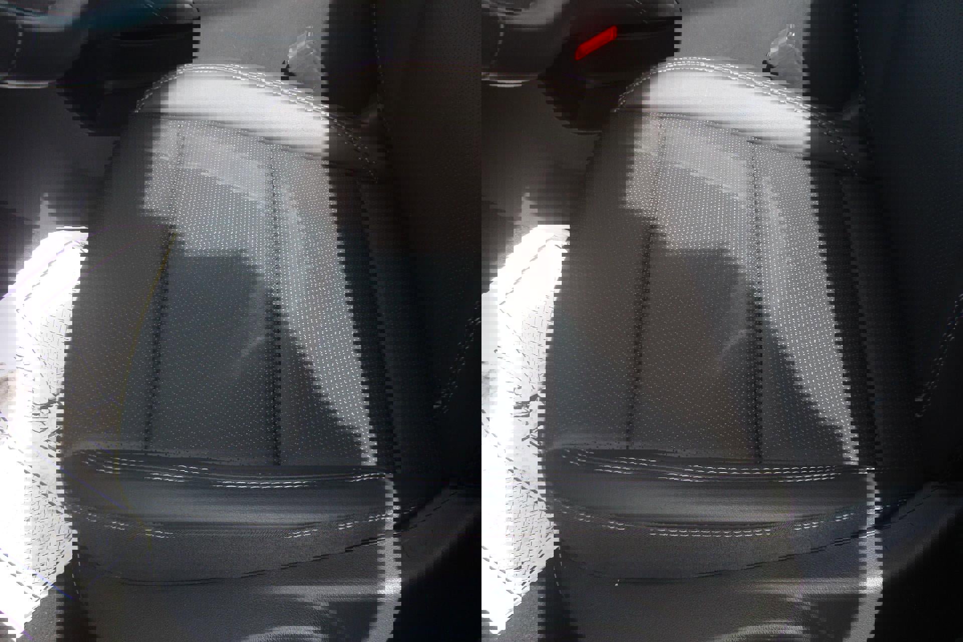 Used 2025 Buick Envision Preferred image 9