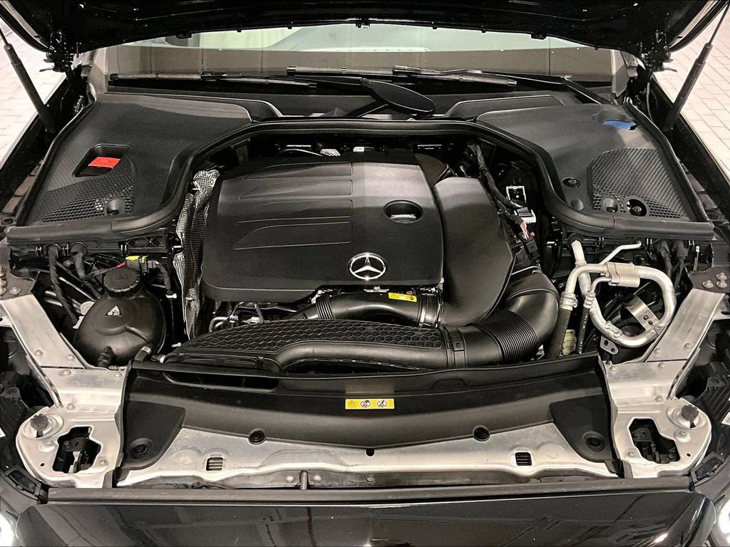 Used 2021 Mercedes-Benz E 350 4MATIC Sedan image 15