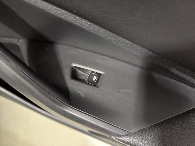 Certified 2024 Volkswagen Jetta SE FWD image 39