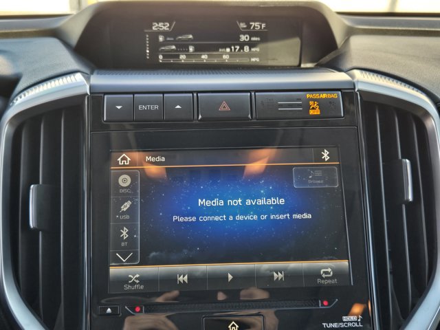 Used 2022 Subaru Ascent Limited w/ Technology Package AWD/4WD image 15