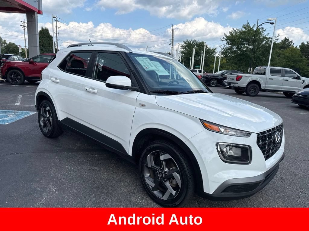 Used 2026 Hyundai Venue SEL FWD image 9