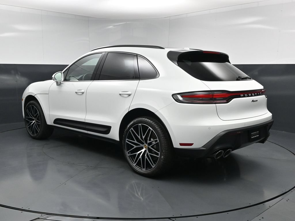 New 2026 Porsche Macan AWD/4WD image 3