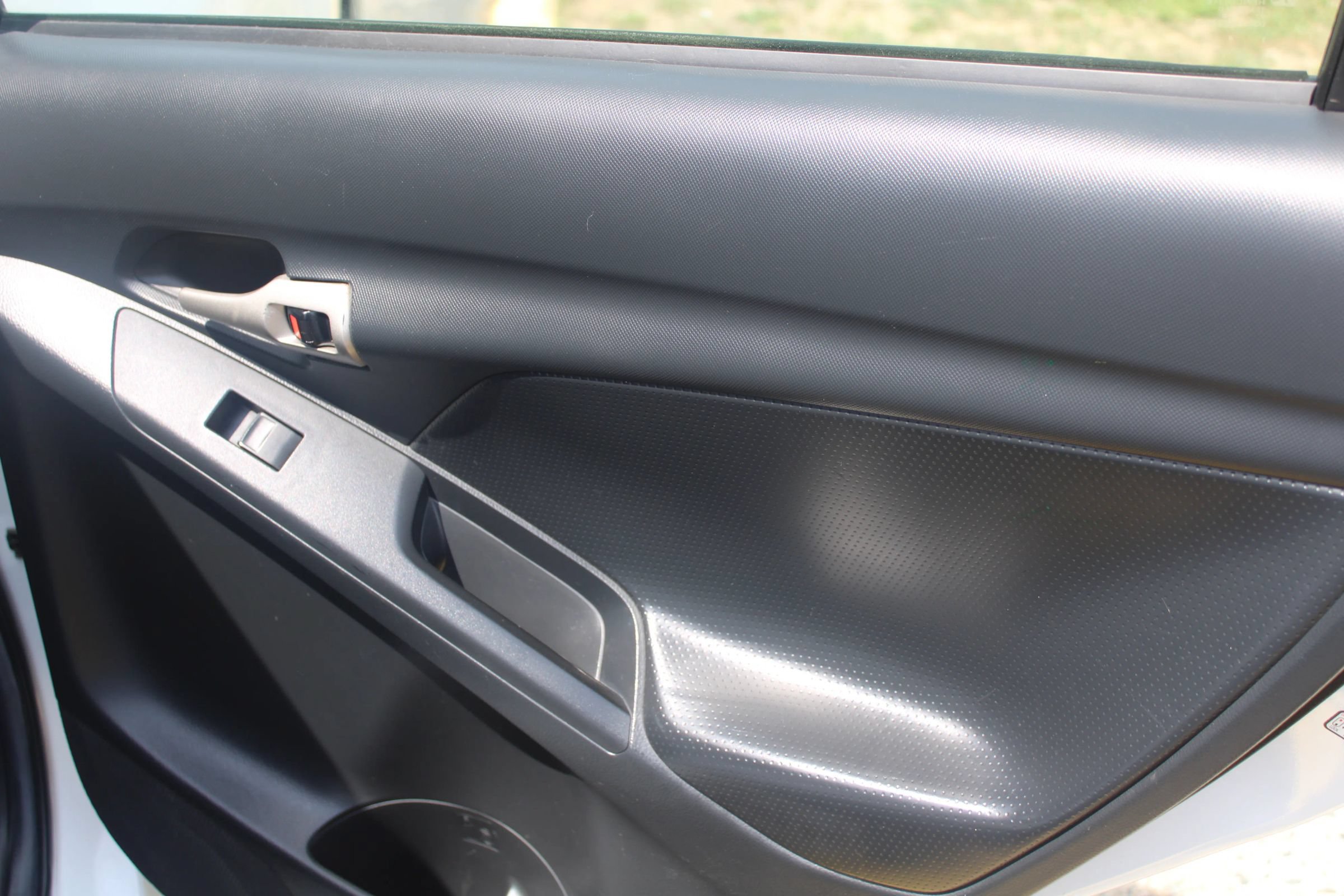 Used 2009 Toyota Matrix S w/ Preferred Accessory Pkg FWD image 22