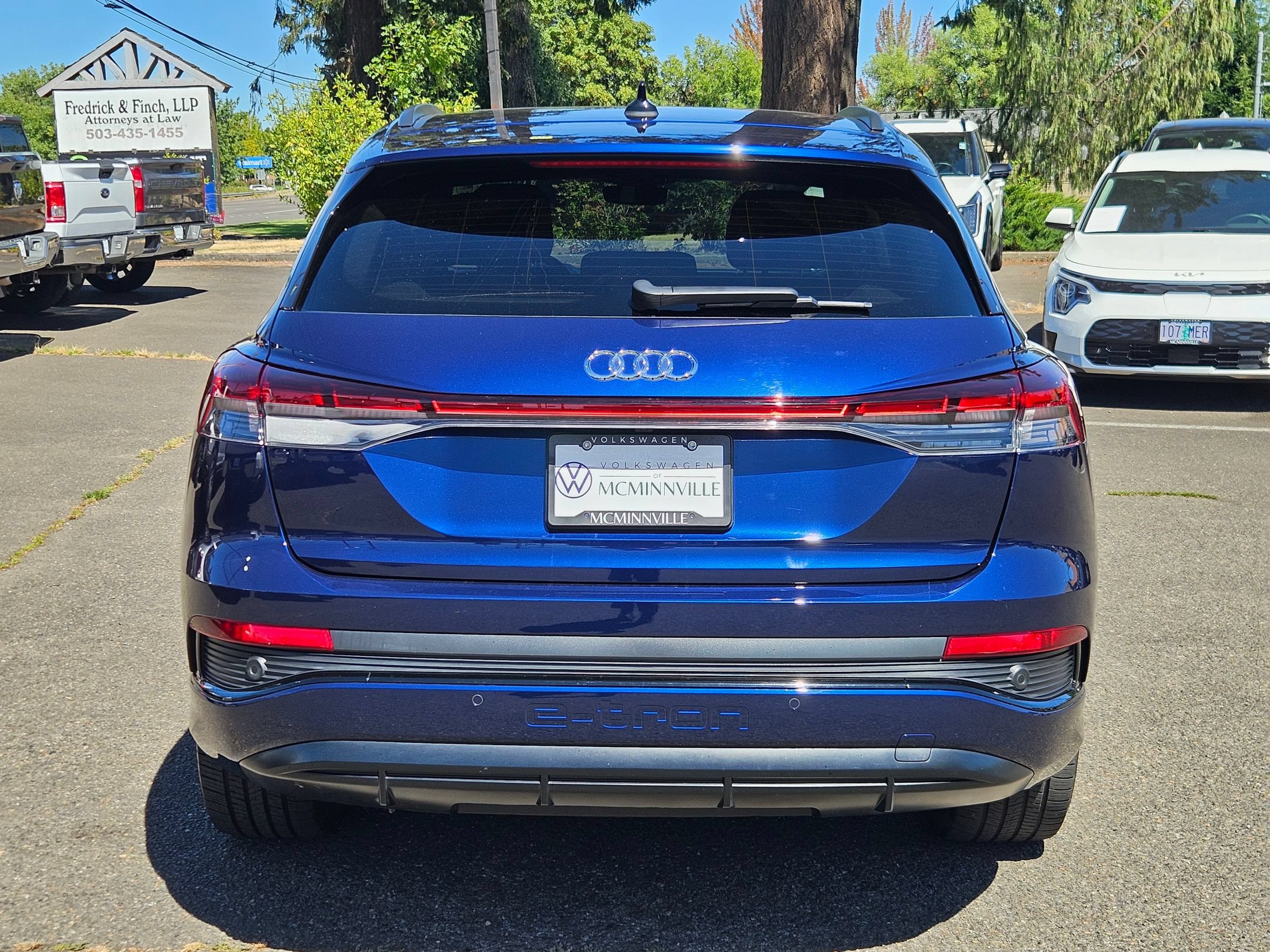 Used 2023 Audi Q4 e-tron Premium Plus w/ Premium Plus AWD/4WD image 4