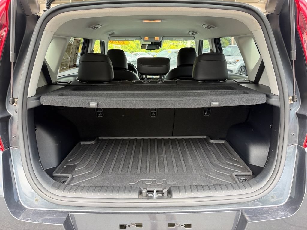 Used 2020 Kia Soul EX w/ Option Group 015 FWD image 15