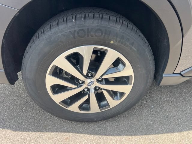 Certified 2024 Subaru Outback Premium AWD/4WD image 4