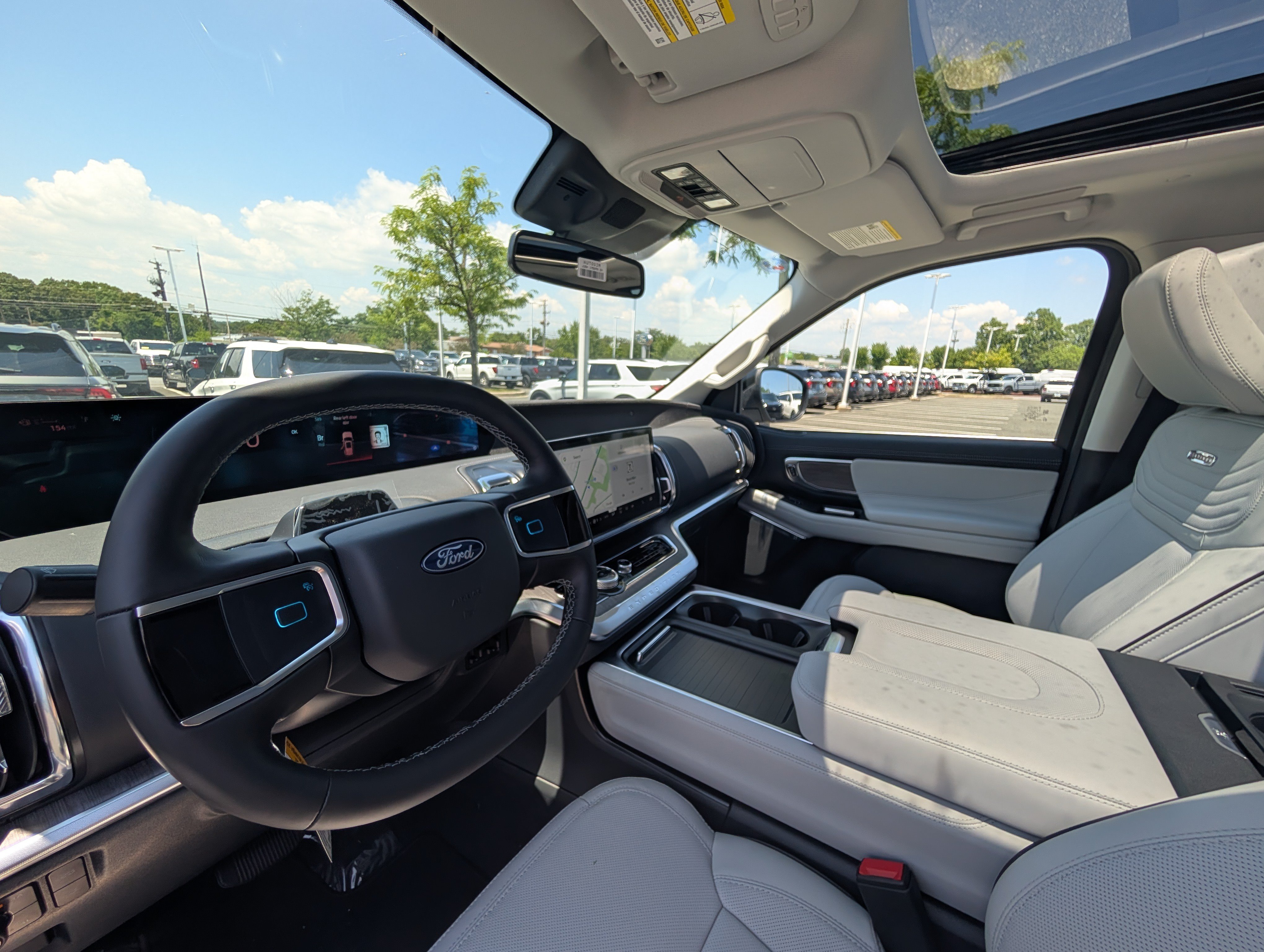 New 2026 Ford Expedition Platinum w/ Platinum Ultimate Package AWD/4WD image 14