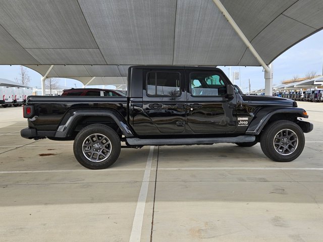 Used 2021 Jeep Gladiator Overland video 4